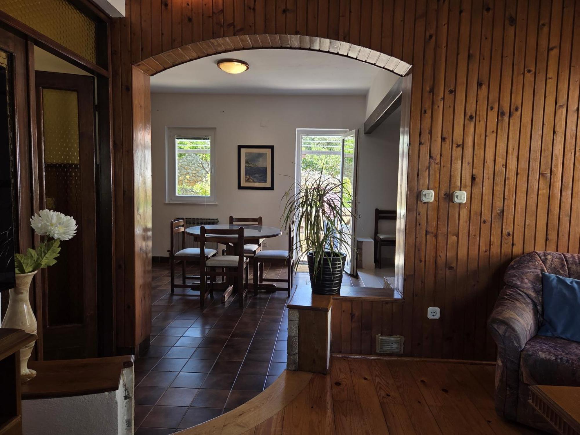 Apartments Jelena Supetar - Four Apartments - A Small House With A Private Yard - Two-Room Apartment With A Sea View - Studio Apartment - Two-Room Apartment With Garden View- Free Parking Eksteriør billede